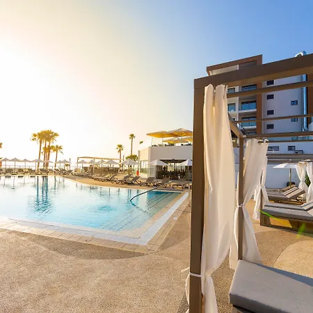 Hotel Leonardo Crystal Cove & - Adults Only 4*